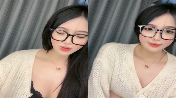 成都175cm长腿辣妹绝版直播！19岁裸舞女神最终回收费放送【ark】 海报