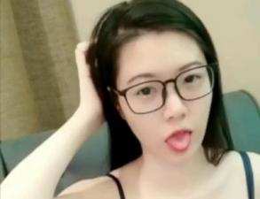 骚货主播在线发浪求操 海报