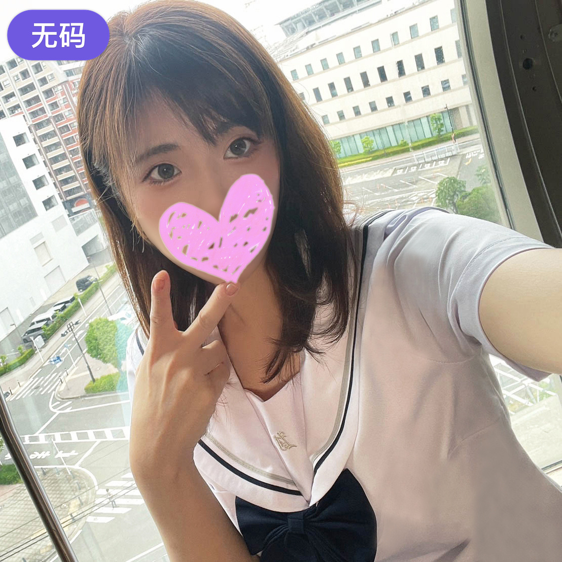FC2-4491149 【無修正】 透明感がヤバすぎる制服姿に誰もが胸キュンしちゃう！極上Gカップ巨乳グラビアア 海报