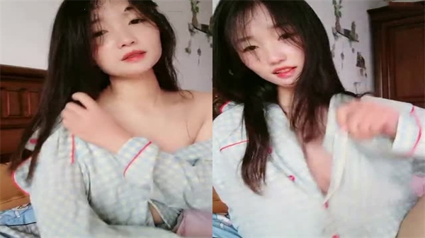 白皙苗条骚货淫叫挑逗 骑假阳具自慰高潮喷水 海报
