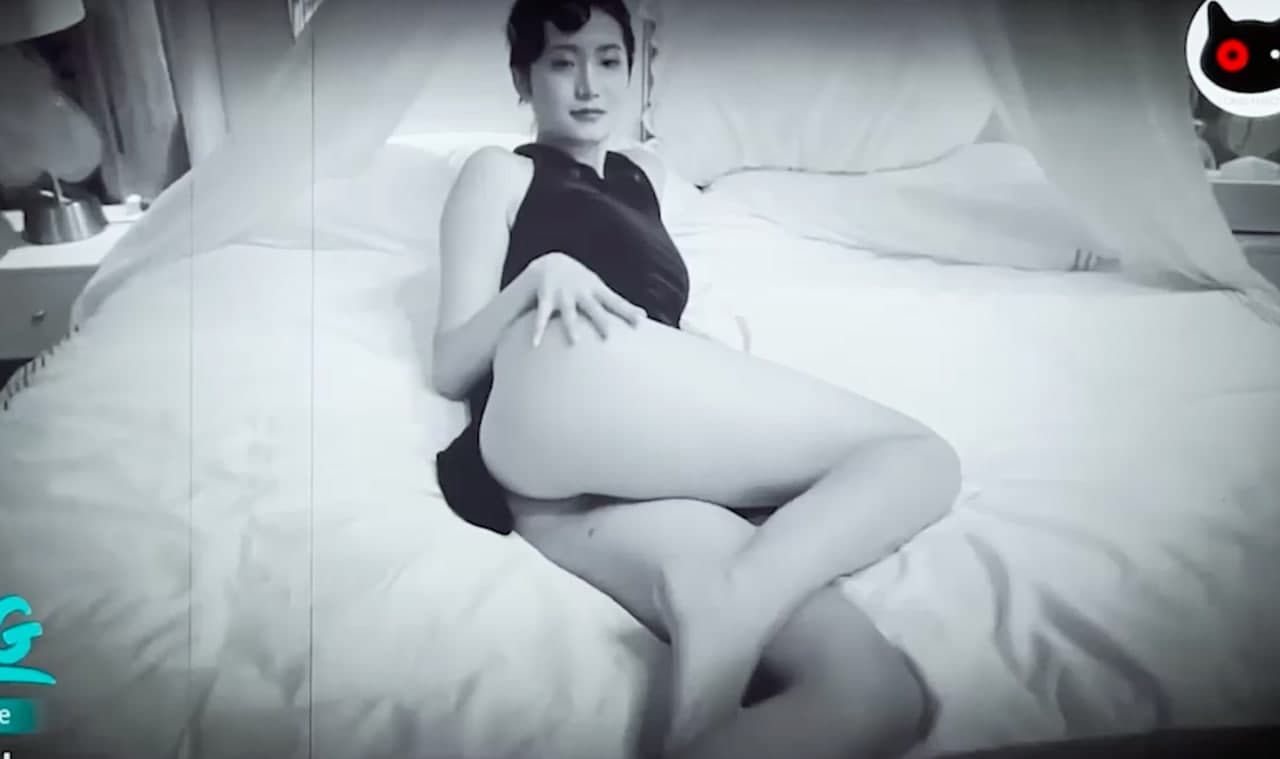「经典怀旧」老外与舞女的上海旧爱的! 海报