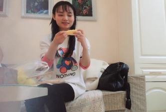 欲求不满饥渴熟女约战 黑丝蜜穴调情 床上深喉侍奉极致体验 海报