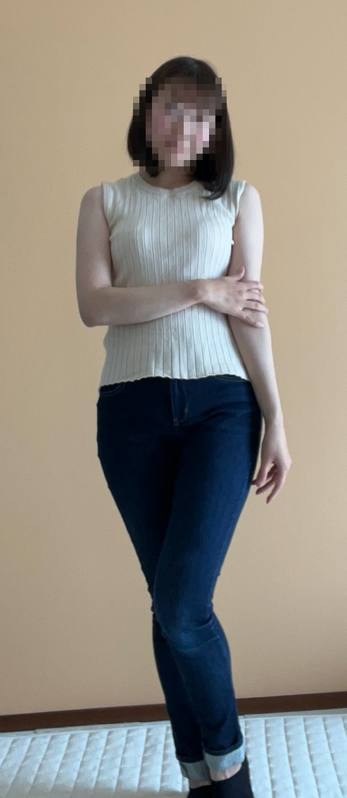 FC2-4384249 新人妻ゆい33歳·調○志願『経験人数の少ない人妻に突き刺さる肉○』。。。オイルマッサージ 海报