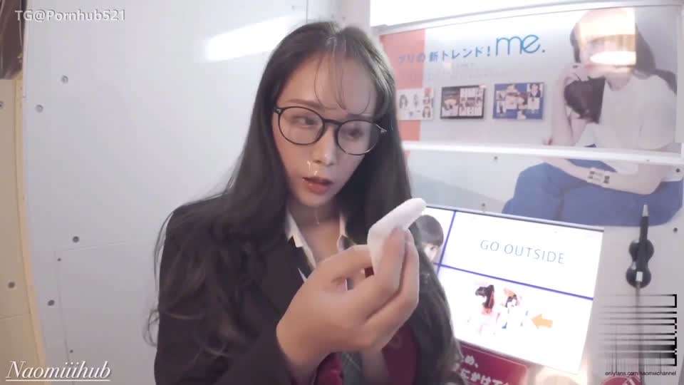 不小心把学妹校服弄脏了 海报
