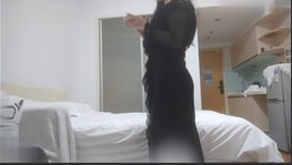 酒店偷情黑丝御姐！巨乳晃眼蜜穴紧致，外围女极品馒头鲍销魂夹击 海报