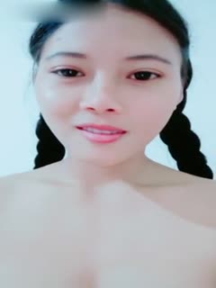 妹子口交啪啪 上位骑乘抽插妹妹也过来一起玩 海报
