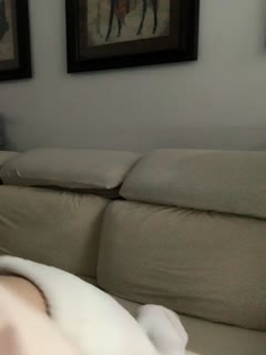 颜值区女神！外表文静很漂亮！给大家小露一波，撩起衣服贫乳，换装衬衣，半脱下内裤性感美臀... 海报